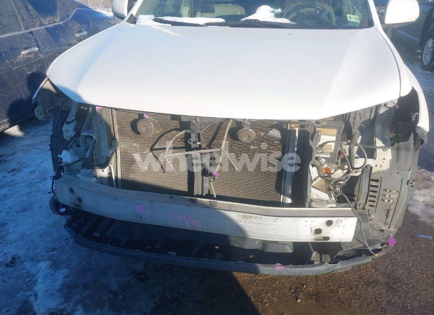 Photo 6 of 2013 Toyota Highlander SE V6 (VIN 5TDBK3EH8DS269157)