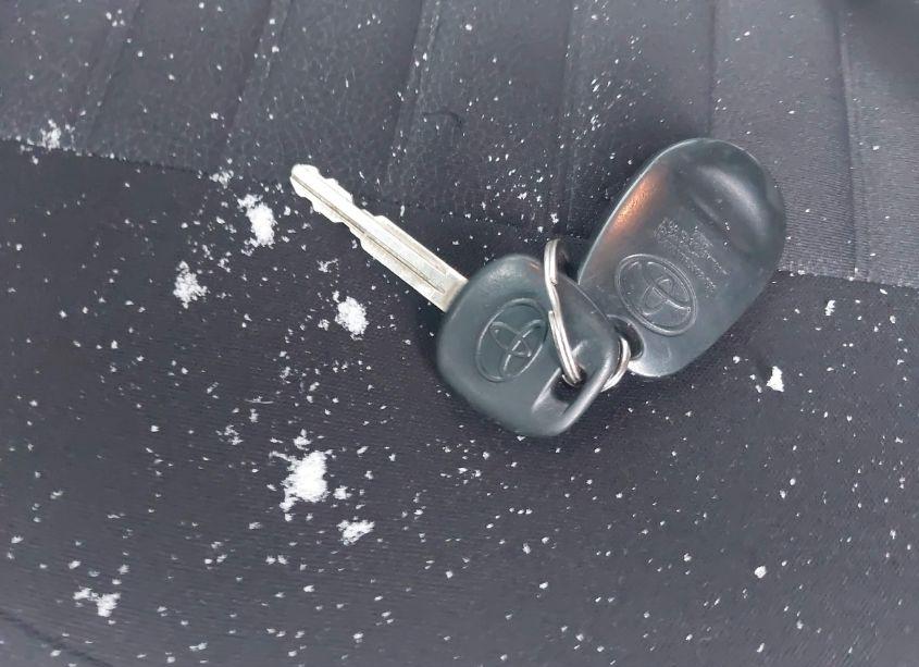 Photo 11 of 2010 Toyota Highlander BASE V6 (VIN 5TDBK3EH9AS014559)