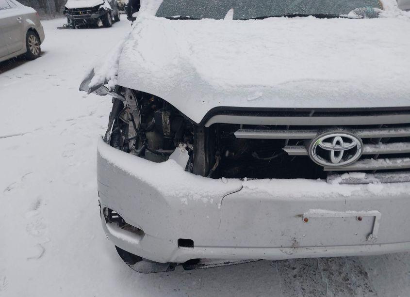 Photo 6 of 2010 Toyota Highlander BASE V6 (VIN 5TDBK3EH9AS014559)