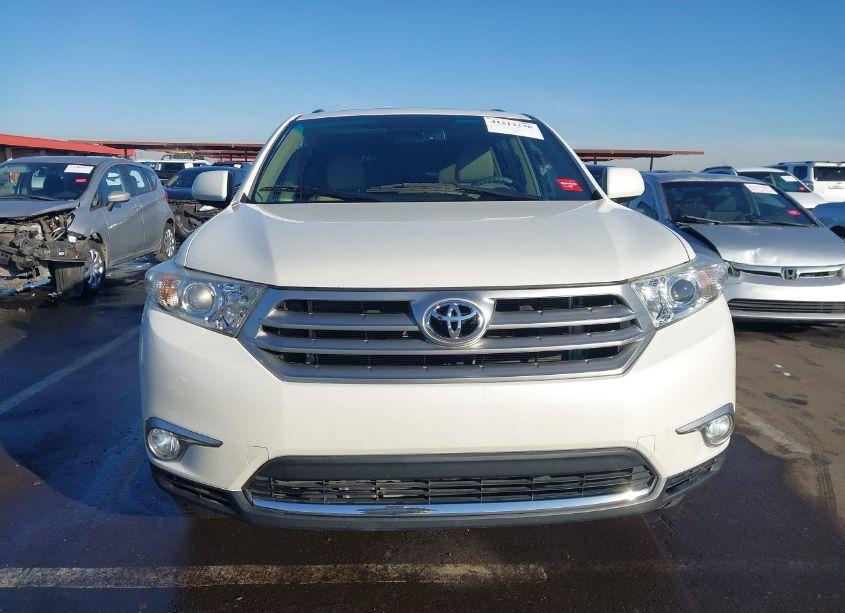 Photo 12 of 2011 Toyota Highlander SE V6 (VIN 5TDBK3EH9BS070891)