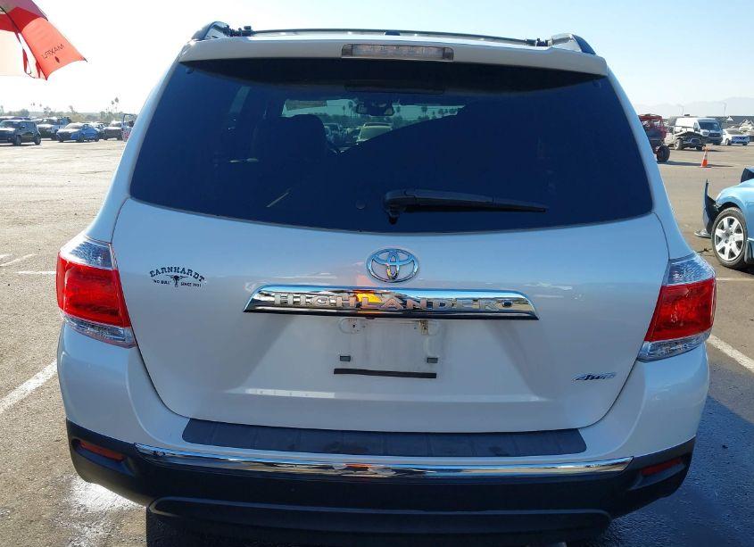 Photo 16 of 2011 Toyota Highlander SE V6 (VIN 5TDBK3EH9BS070891)