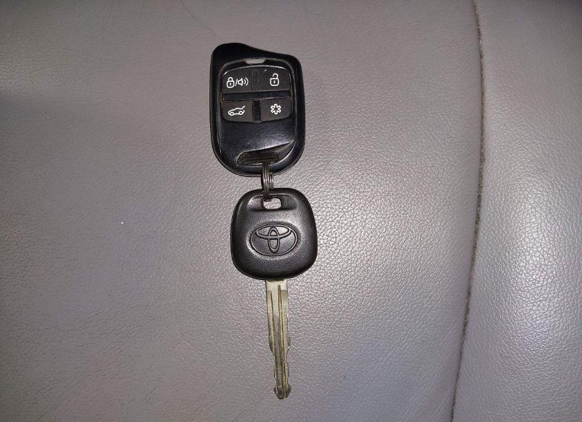 Photo 11 of 2012 Toyota Highlander SE V6 (VIN 5TDBK3EH9CS136163)