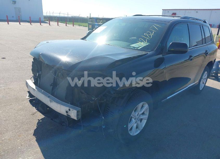 Photo 18 of 2013 Toyota Highlander SE V6 (VIN 5TDBK3EH9DS252349)