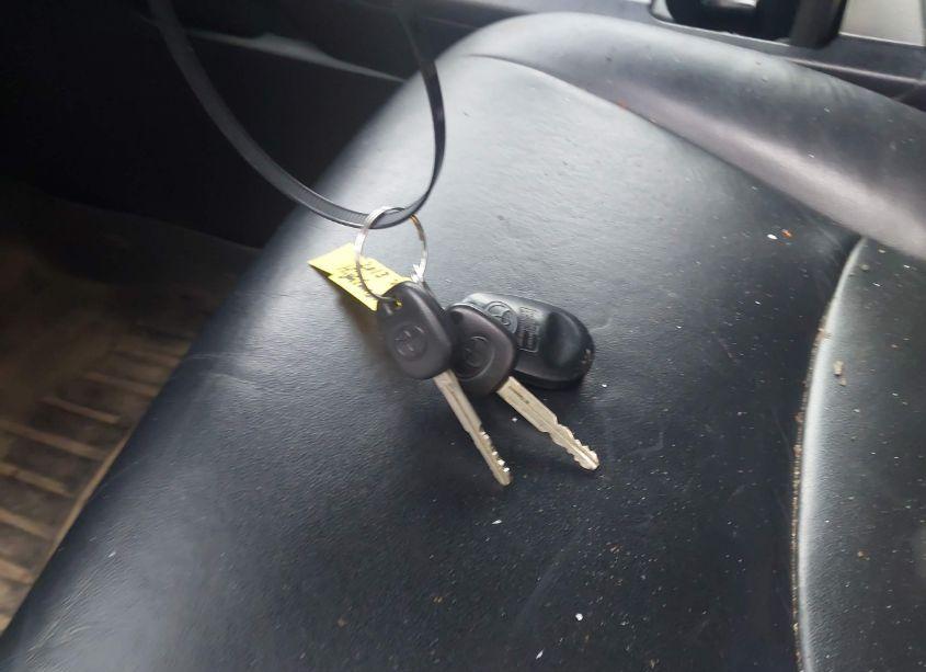 Photo 11 of 2013 Toyota Highlander PLUS/SE (VIN 5TDBK3EH9DS255770)