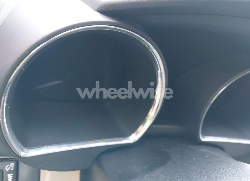 Photo 14 of 2011 Toyota Highlander SE (VIN 5TDBK3EHXBS076747)