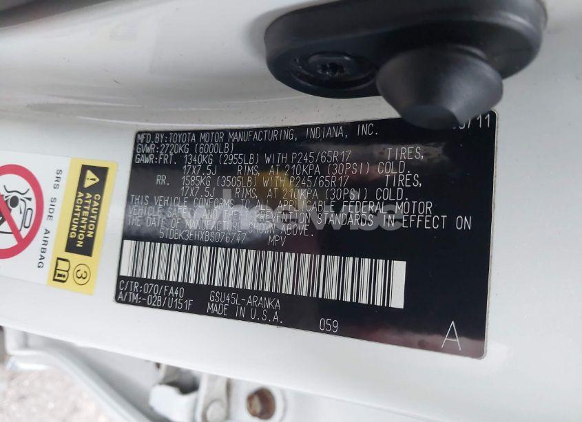 Photo 9 of 2011 Toyota Highlander SE (VIN 5TDBK3EHXBS076747)