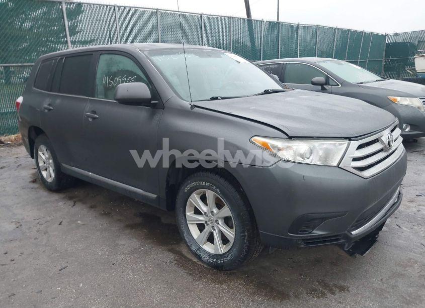 2011 Toyota Highlander BASE V6 (VIN 5TDBK3EHXBS080409) main photo