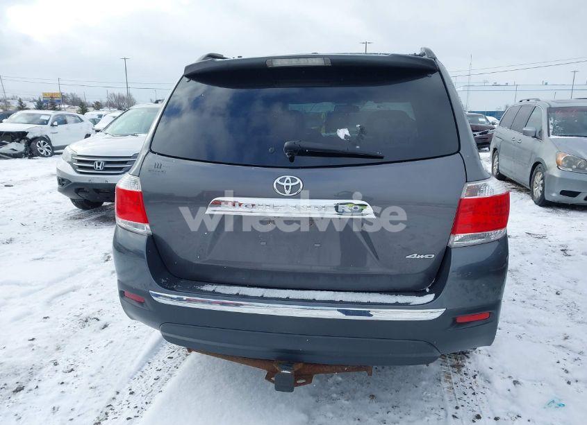 Photo 16 of 2012 Toyota Highlander SE V6 (VIN 5TDBK3EHXCS111451)