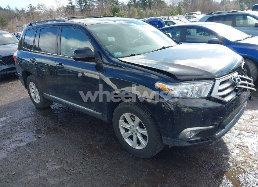 2012 Toyota Highlander SE (VIN 5TDBK3EHXCS116312) main photo