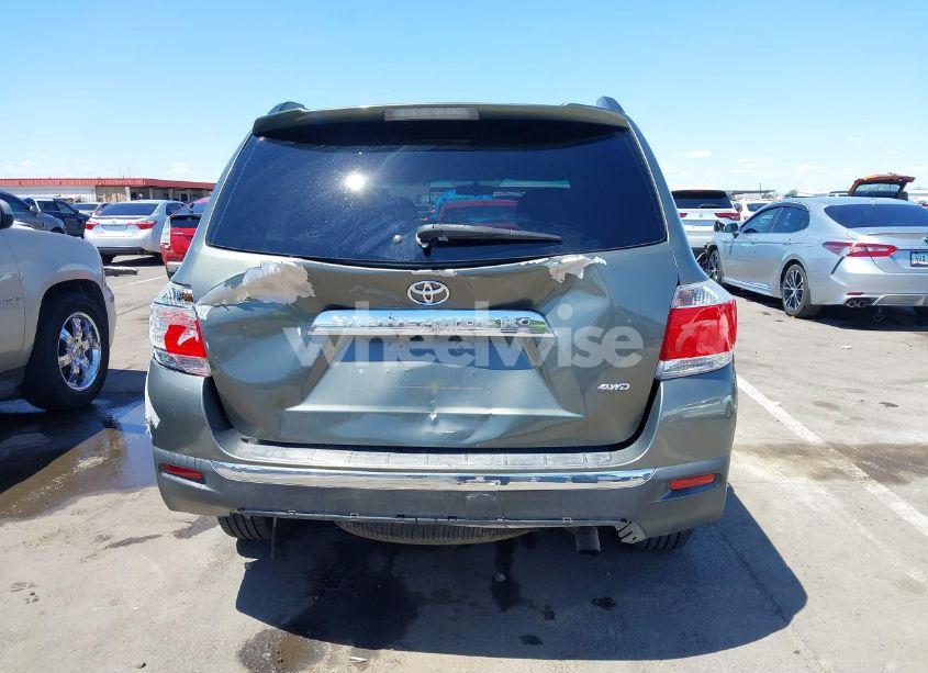 Photo 16 of 2012 Toyota Highlander BASE V6 (VIN 5TDBK3EHXCS130906)