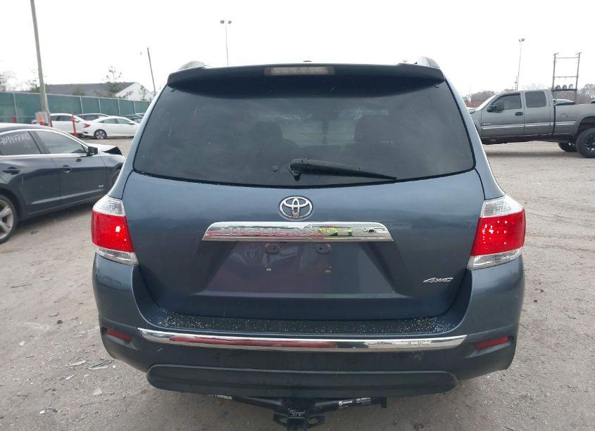 Photo 16 of 2012 Toyota Highlander SE V6 (VIN 5TDBK3EHXCS145633)