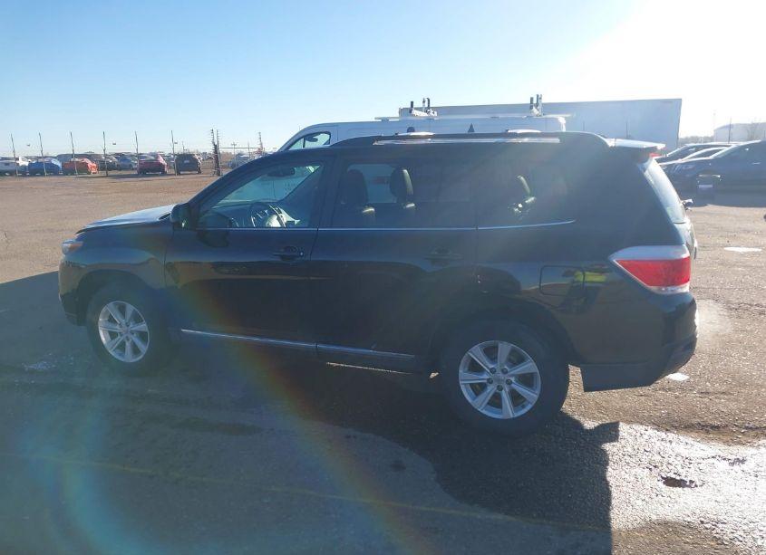 Photo 14 of 2013 Toyota Highlander SE V6 (VIN 5TDBK3EHXDS178312)