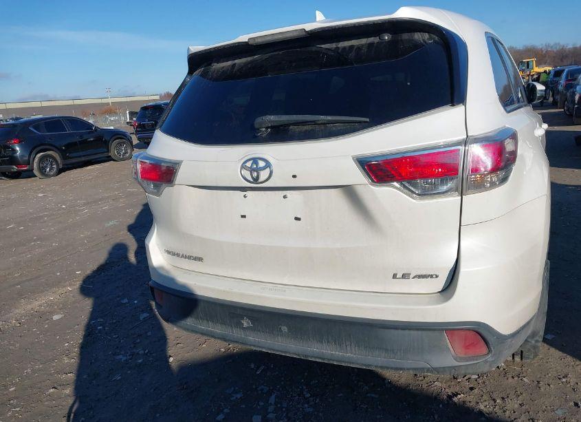 Photo 15 of 2016 Toyota Highlander LE PLUS V6 (VIN 5TDBKRFH0GS259535)