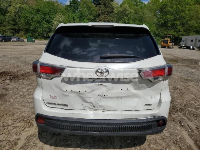 Photo 7 of 2016 TOYOTA HIGHLANDER LE (VIN 5TDBKRFH1GS307396)