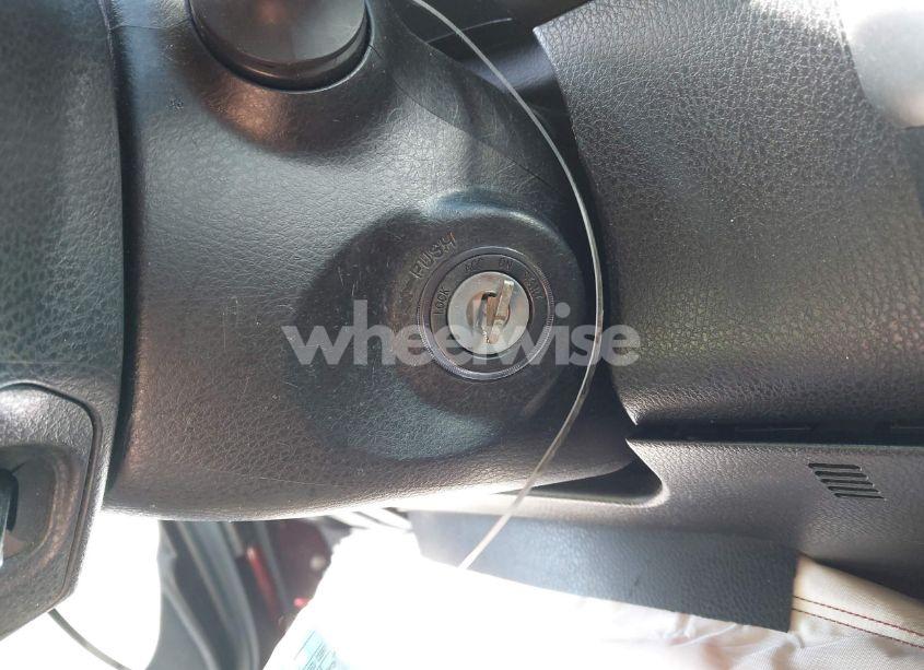 Photo 11 of 2015 Toyota Highlander LE PLUS V6 (VIN 5TDBKRFH2FS176834)