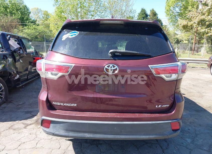 Photo 16 of 2015 Toyota Highlander LE PLUS V6 (VIN 5TDBKRFH2FS176834)