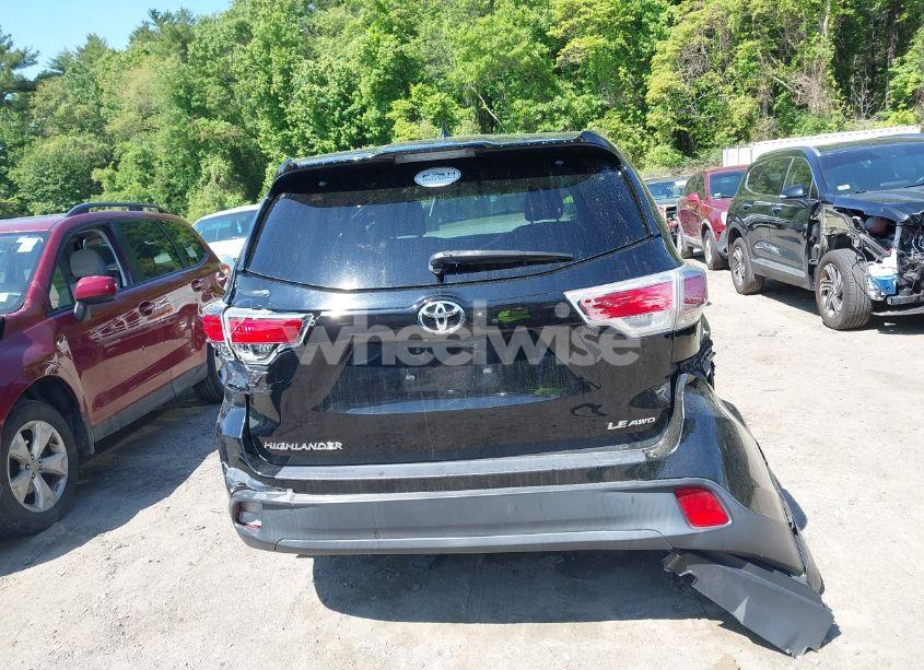 Photo 16 of 2016 Toyota Highlander LE PLUS V6 (VIN 5TDBKRFH2GS311991)