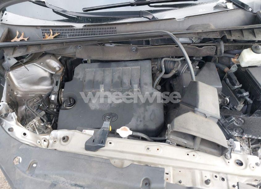 Photo 10 of 2016 Toyota Highlander LE PLUS V6 (VIN 5TDBKRFH2GS352654)