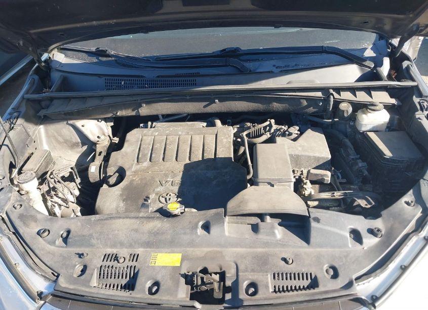 Photo 10 of 2014 Toyota Highlander LE PLUS V6 (VIN 5TDBKRFH3ES061383)