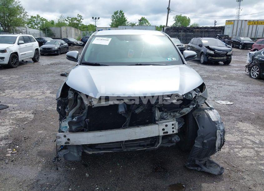 Photo 13 of 2014 Toyota Highlander LE V6 (VIN 5TDBKRFH4ES048559)