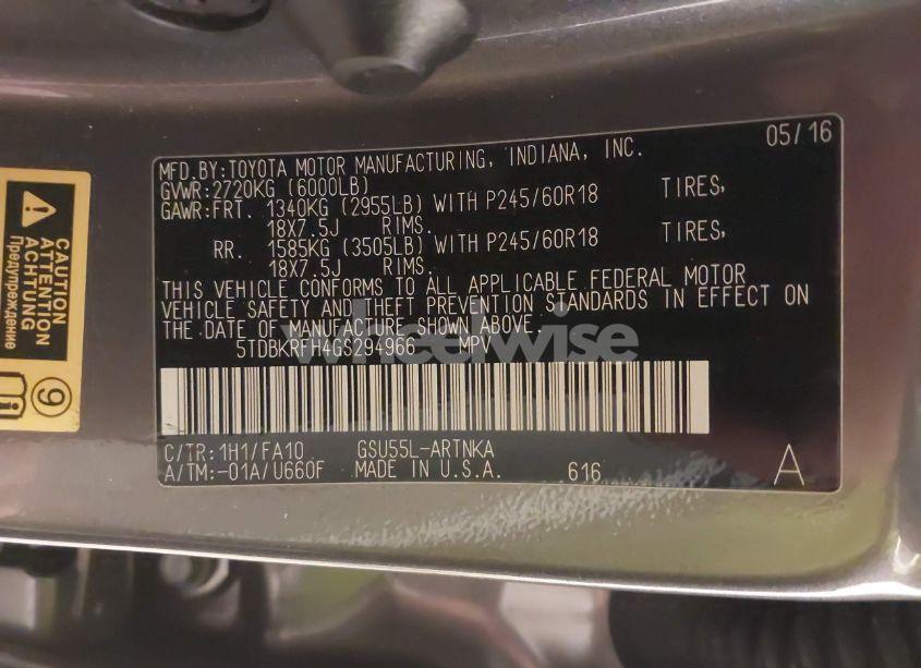 Photo 9 of 2016 Toyota Highlander LE PLUS V6 (VIN 5TDBKRFH4GS294966)