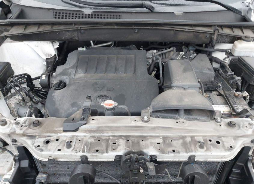 Photo 10 of 2016 Toyota Highlander LE PLUS V6 (VIN 5TDBKRFH6GS282527)