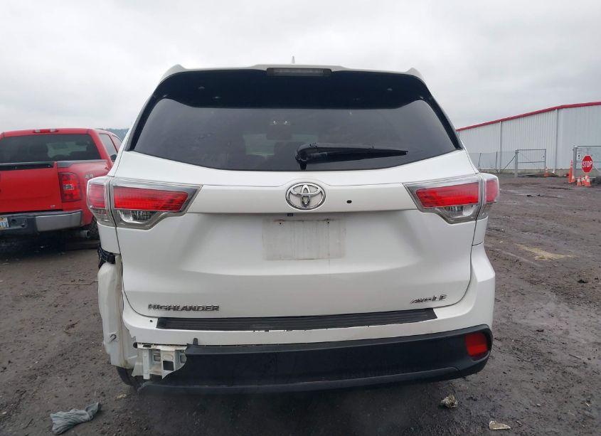 Photo 17 of 2016 Toyota Highlander LE PLUS V6 (VIN 5TDBKRFH6GS282527)