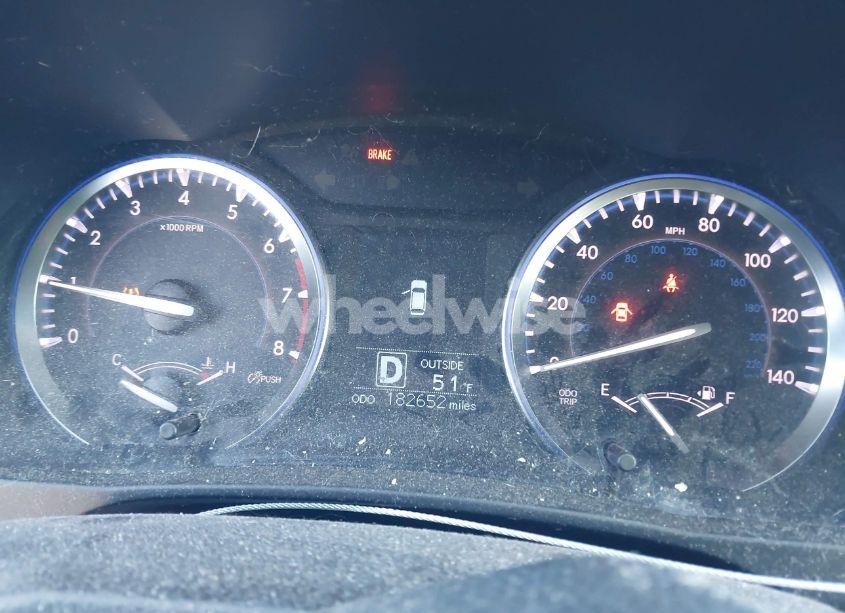 Photo 7 of 2016 Toyota Highlander LE V6 (VIN 5TDBKRFH7GS247964)