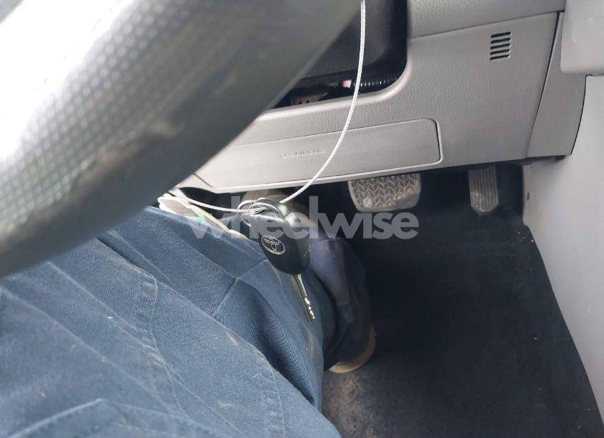 Photo 11 of 2016 Toyota Highlander LE V6 (VIN 5TDBKRFH7GS272380)