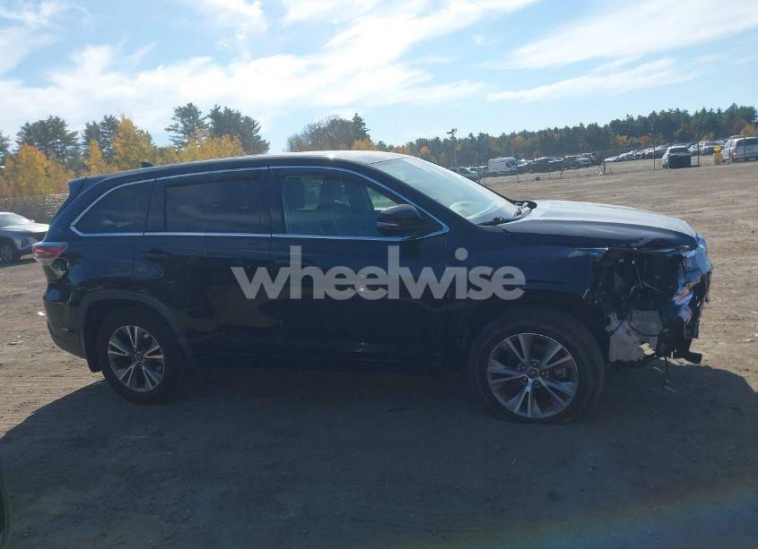 Photo 14 of 2016 Toyota Highlander LE PLUS V6 (VIN 5TDBKRFH7GS320847)