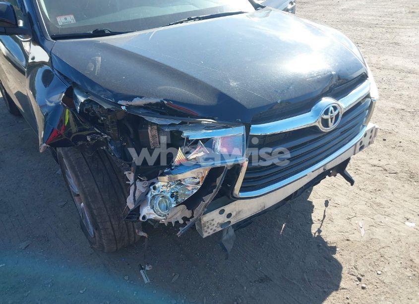 Photo 6 of 2016 Toyota Highlander LE PLUS V6 (VIN 5TDBKRFH7GS320847)