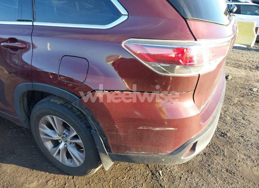 Photo 18 of 2016 Toyota Highlander LE PLUS V6 (VIN 5TDBKRFH9GS319084)