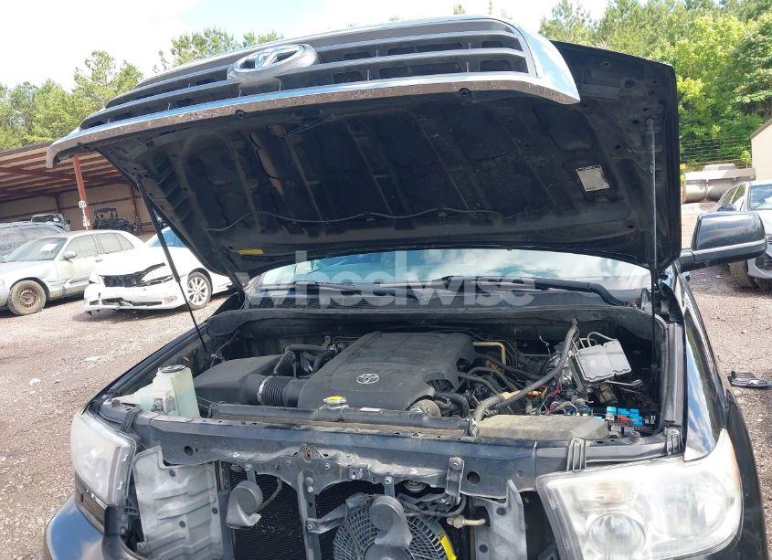 Photo 10 of 2012 Toyota Sequoia SR5 4.6L V8 (VIN 5TDBM5G14CS002098)