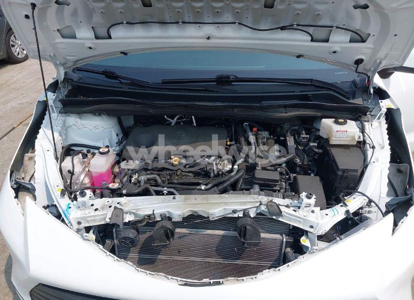 Photo 10 of 2022 Toyota Sienna LE (VIN 5TDBRKEC0NS087867)