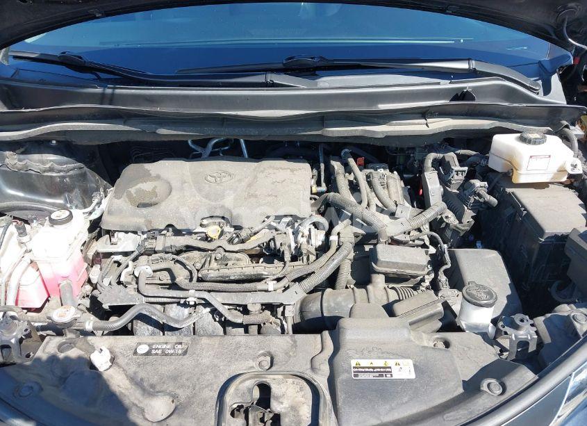 Photo 10 of 2022 Toyota Sienna LE (VIN 5TDBRKEC0NS102741)