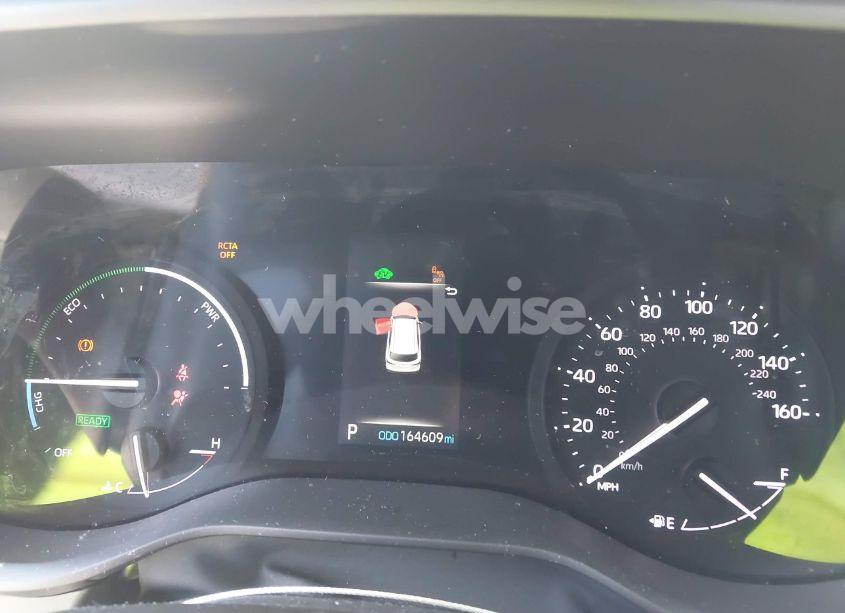 Photo 7 of 2022 Toyota Sienna LE (VIN 5TDBRKEC0NS102741)