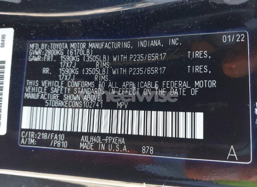 Photo 9 of 2022 Toyota Sienna LE (VIN 5TDBRKEC0NS102741)