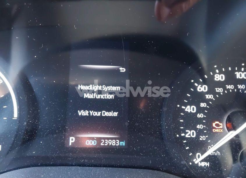 Photo 7 of 2024 Toyota Sienna LE (VIN 5TDBRKEC0RS217006)