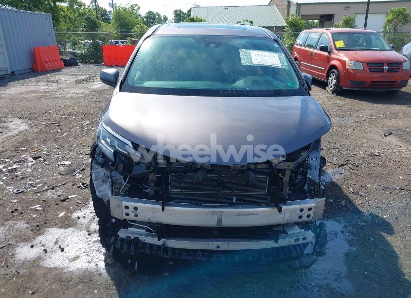 Photo 13 of 2022 Toyota Sienna LE (VIN 5TDBSKFC1NS049616)