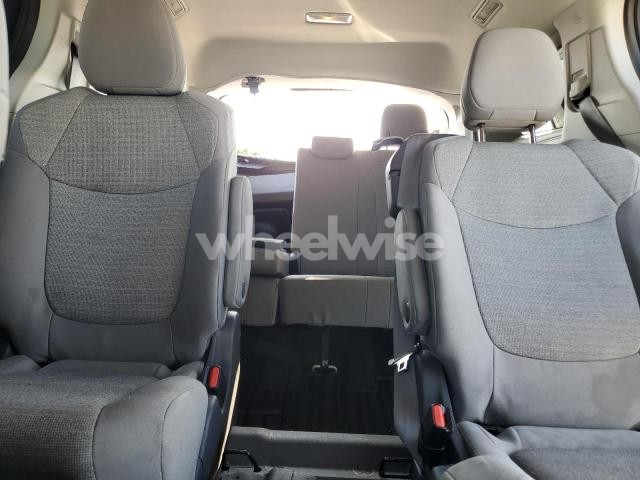 Photo 10 of 2021 TOYOTA SIENNA LE (VIN 5TDBSKFC5MS019968)