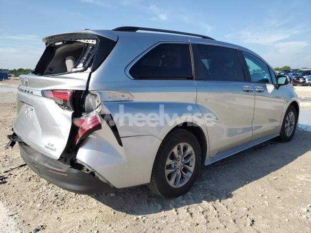 Photo 12 of 2021 TOYOTA SIENNA LE (VIN 5TDBSKFC5MS019968)