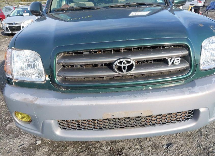 Photo 6 of 2001 Toyota Sequoia SR5 V8 (VIN 5TDBT44A01S047232)