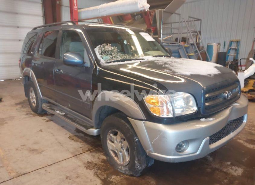2003 Toyota Sequoia SR5 V8 (VIN 5TDBT44A03S138911) main photo