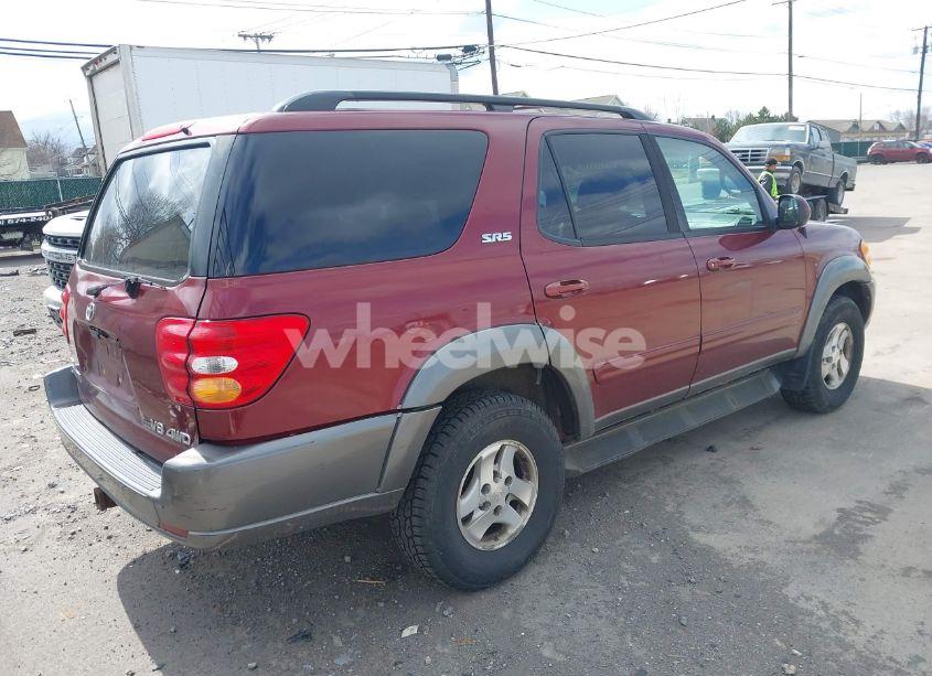 Photo 4 of 2003 Toyota Sequoia SR5 V8 (VIN 5TDBT44A03S165736)