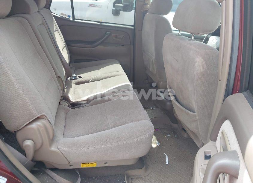 Photo 8 of 2003 Toyota Sequoia SR5 V8 (VIN 5TDBT44A03S165736)