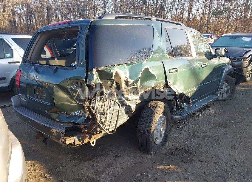 Photo 4 of 2003 Toyota Sequoia SR5 V8 (VIN 5TDBT44A03S193701)