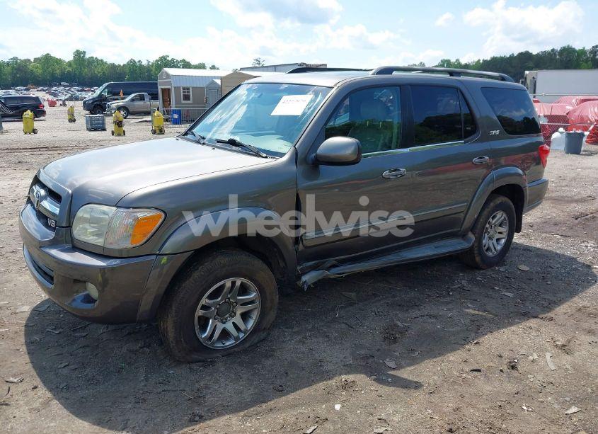 Photo 2 of 2005 Toyota Sequoia SR5 V8 (VIN 5TDBT44A05S235528)