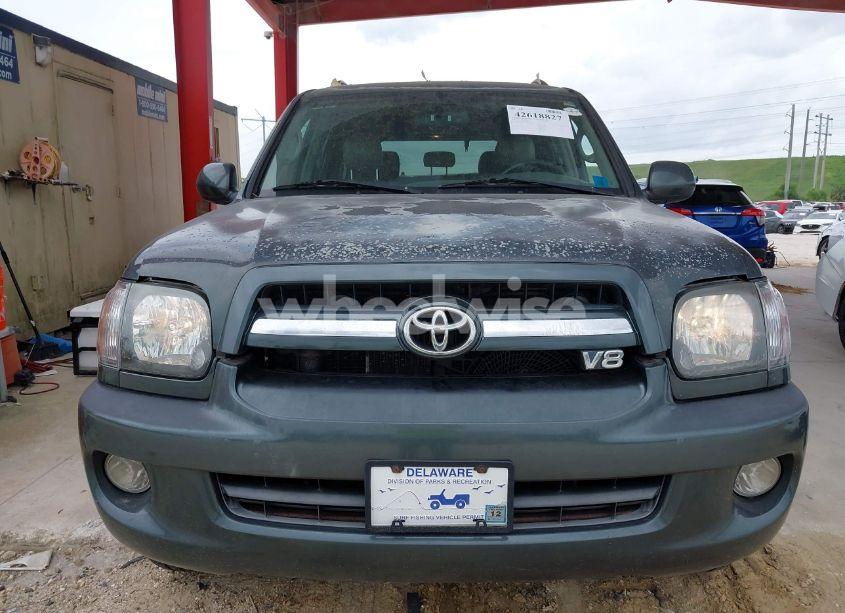Photo 6 of 2006 Toyota Sequoia SR5 V8 (VIN 5TDBT44A06S267543)