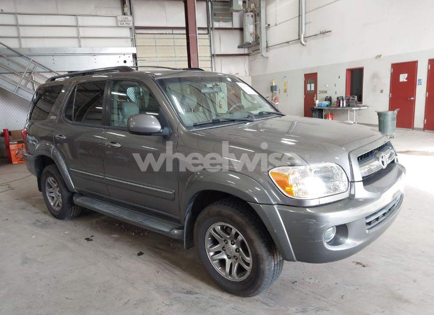 2006 Toyota Sequoia SR5 V8 (VIN 5TDBT44A06S268210) main photo