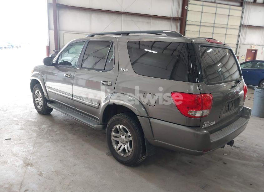 Photo 3 of 2006 Toyota Sequoia SR5 V8 (VIN 5TDBT44A06S268210)